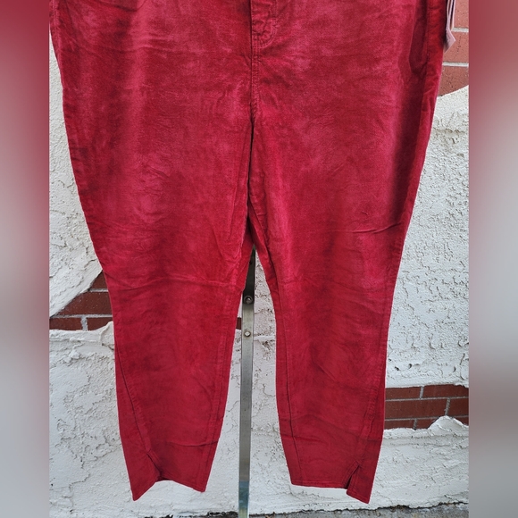 $125 New 22W NYDJ Ami skinny tummy control red velvet twist hem jeans pants - Picture 4 of 16